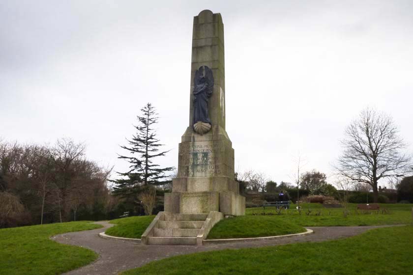 The Cenotaph and war memorial in Alexandra Gardens, Penarth, Vale of Glamorgan. Designed by Goscombe John and unveiled in 1924. Grade II listed.